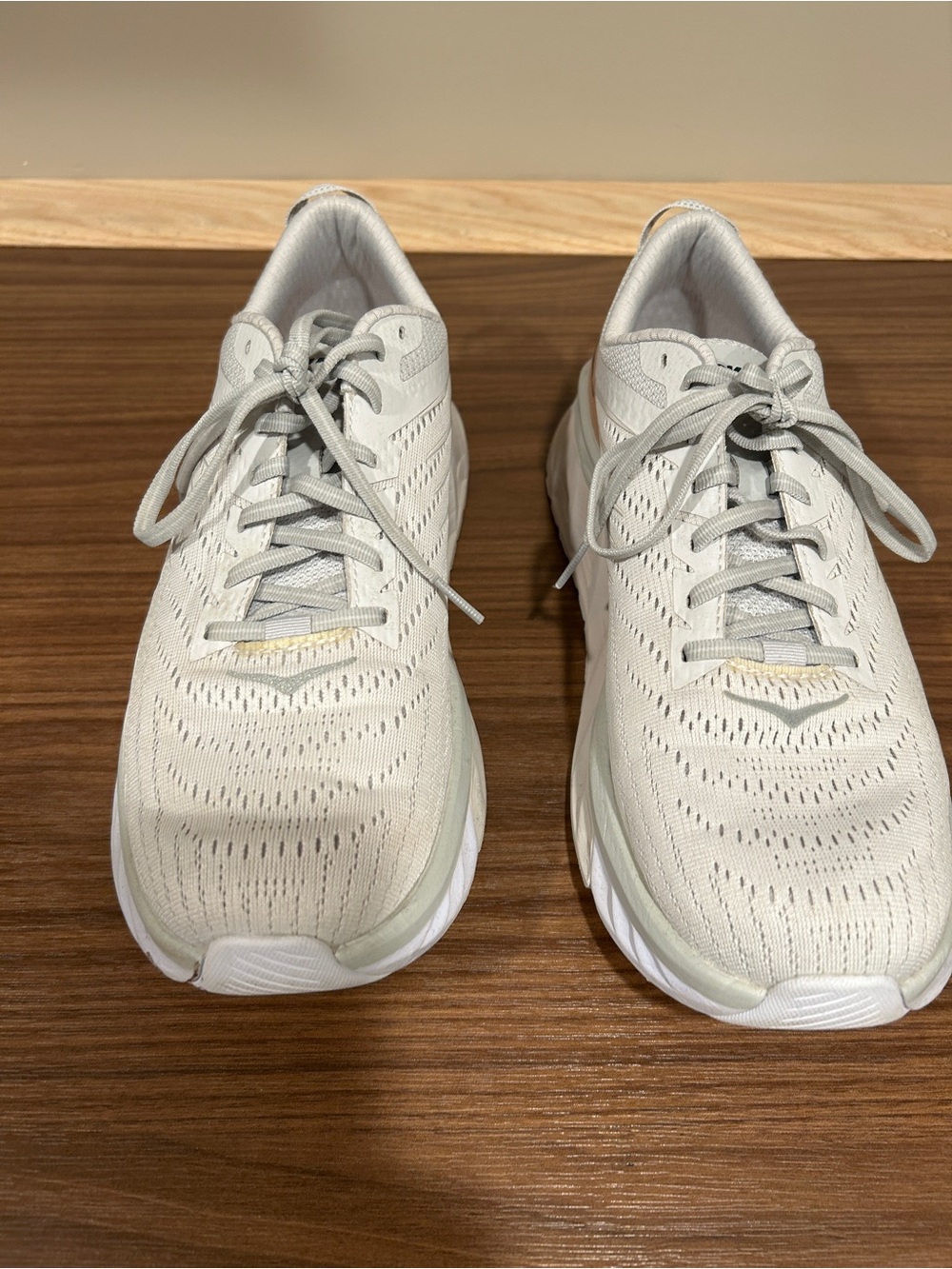 Women’s Hoka Arahi 4 Running Shoes - Size 10